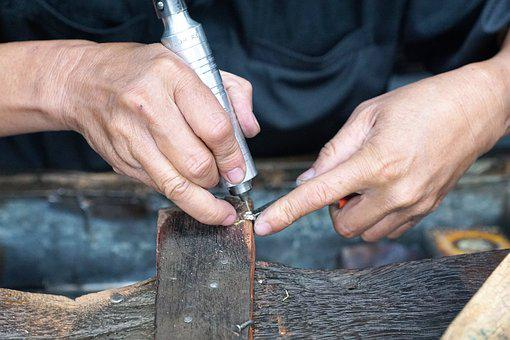 How Much Should Handyman Charge An Hour?