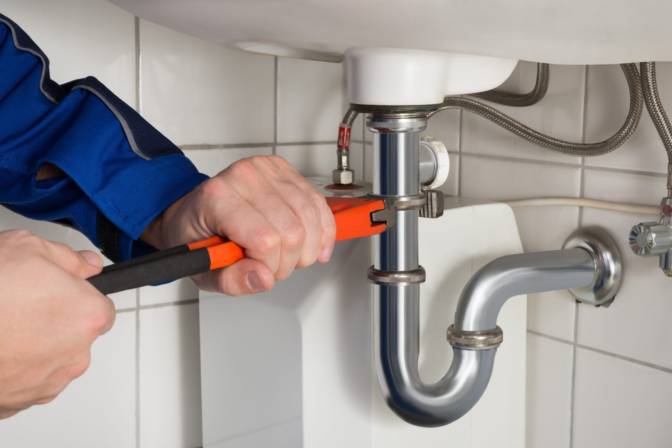 5 Things to consider before hiring plumber